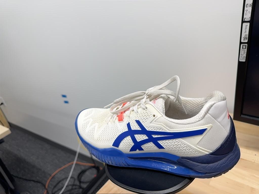 Tennis shoes reference